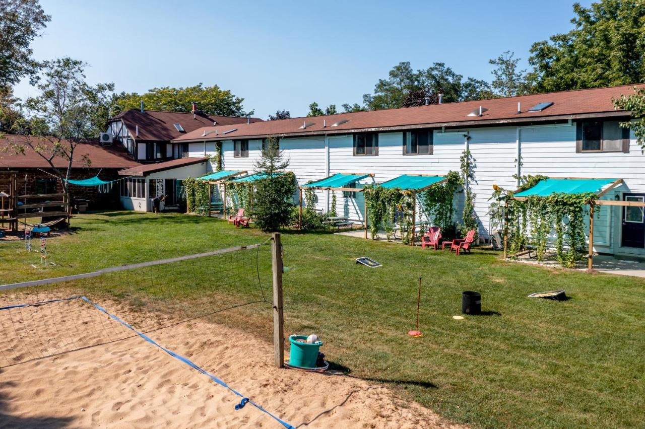 Hop & Vine Inn Fennville Ngoại thất bức ảnh